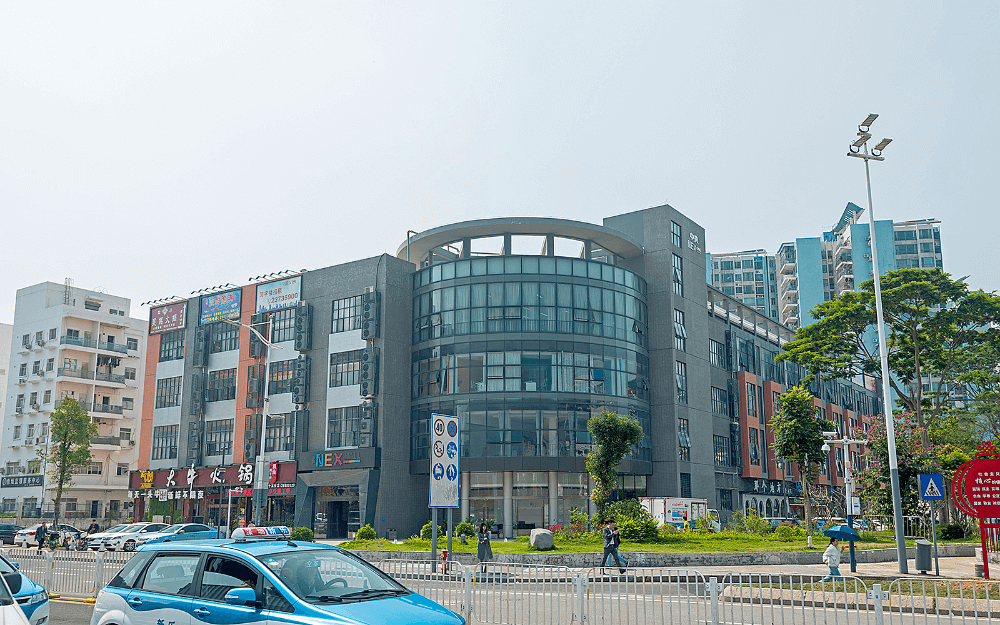 中执NEX ONE实景图