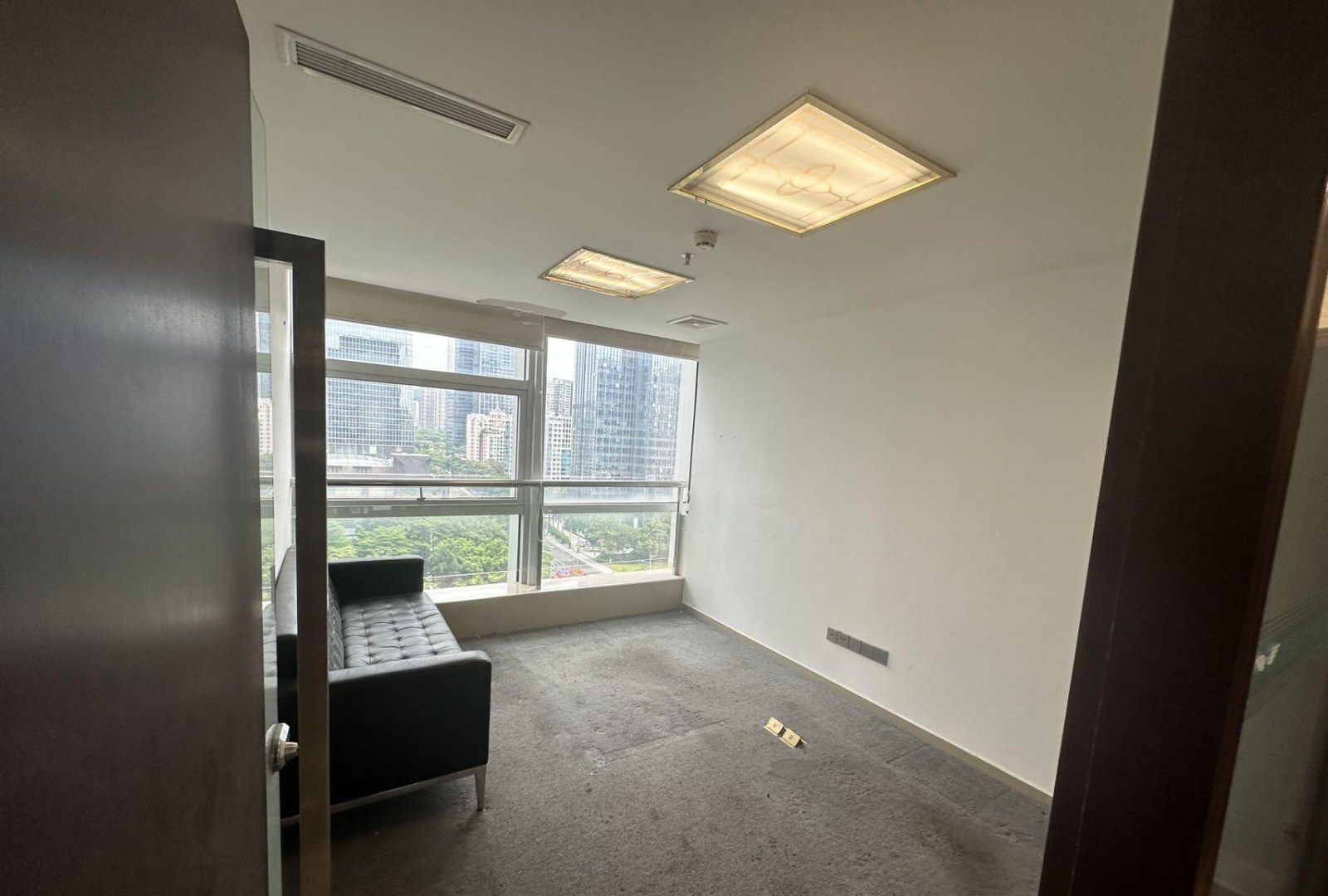 创建大厦 450㎡ 精装 中楼层办公室出租
