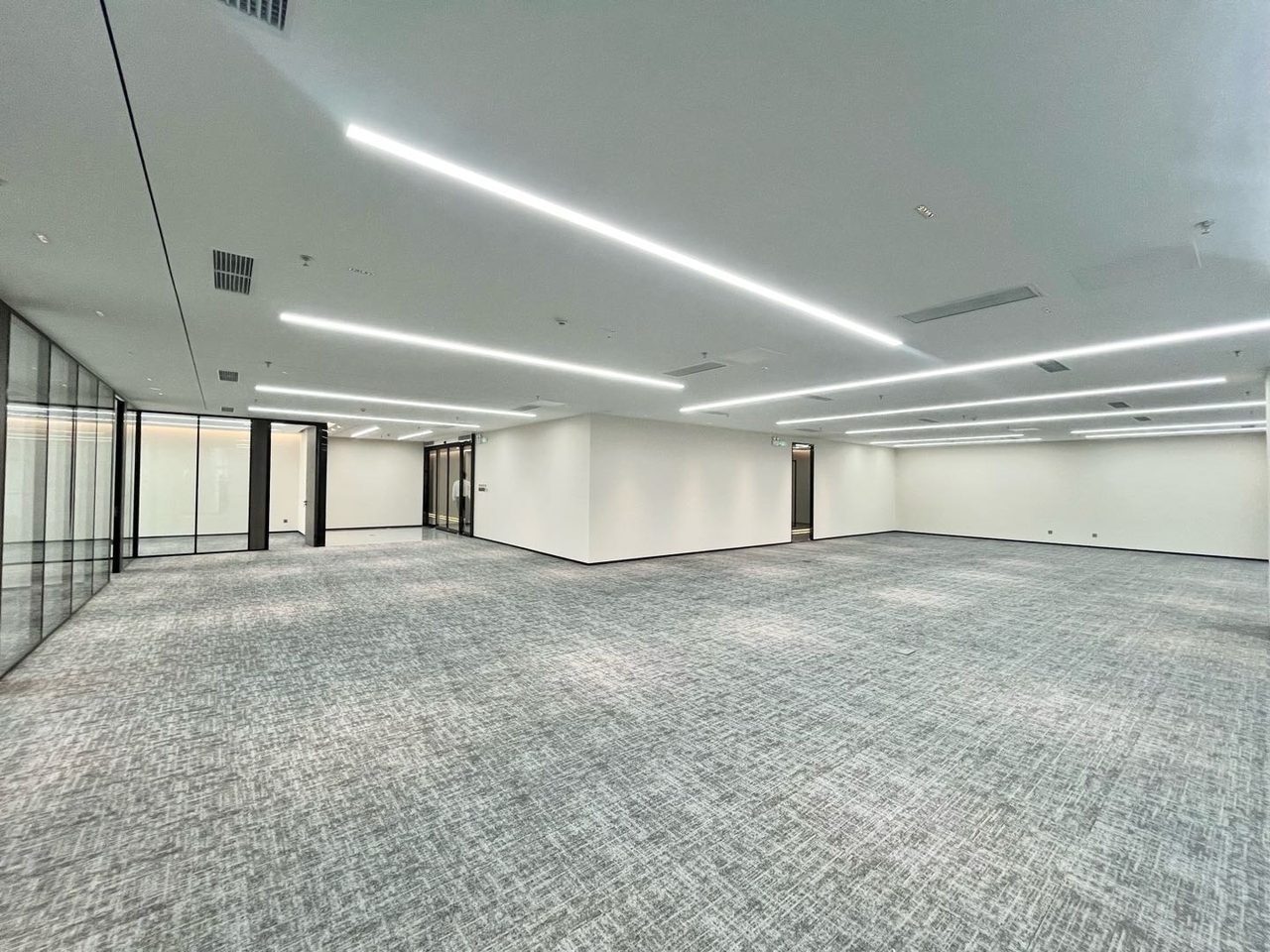 讯美科技广场563㎡精装写字楼(南山区科技园) 近高新中站