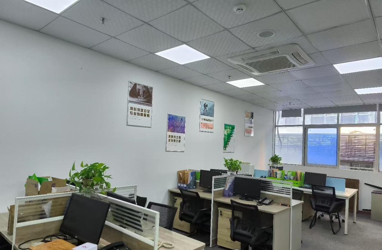 腾飞工业大厦 160㎡ 精装 低楼层办公室出租实景图