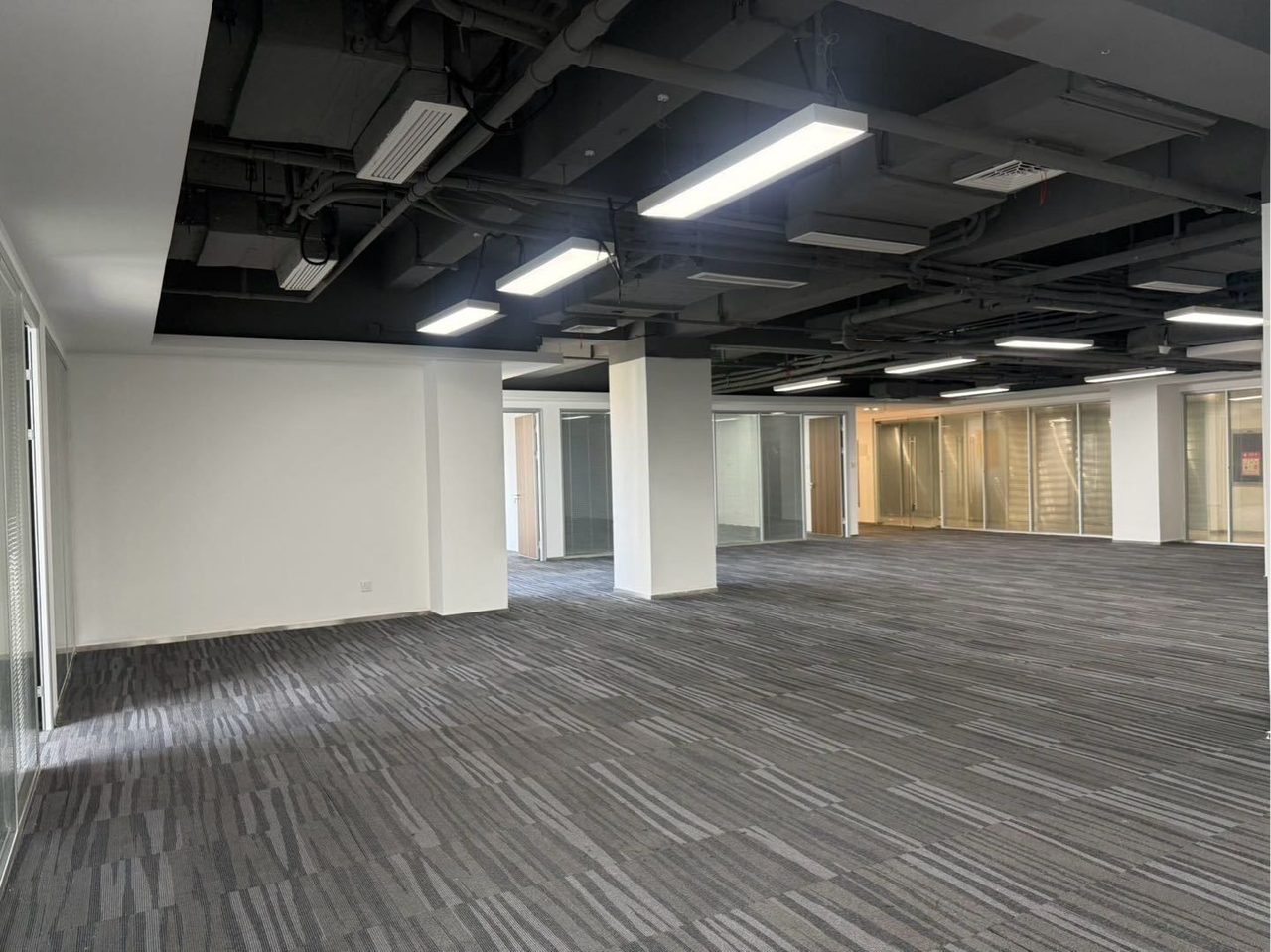南山区科技园写字楼出租 研祥科技大厦 512㎡精装