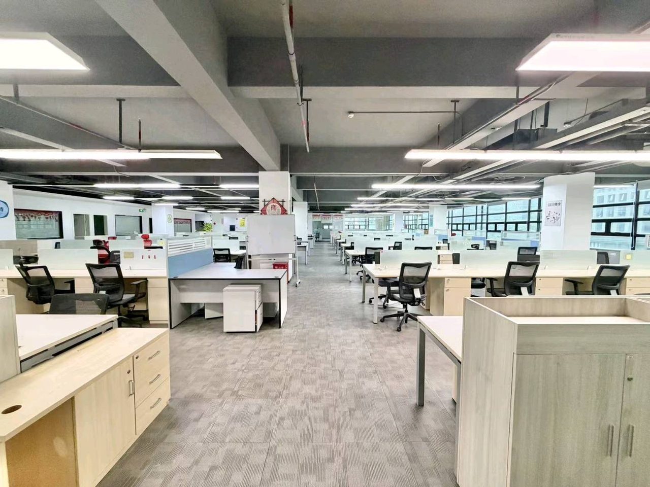深圳软件园写字楼1084㎡精装户型·低层东南向出租实景图