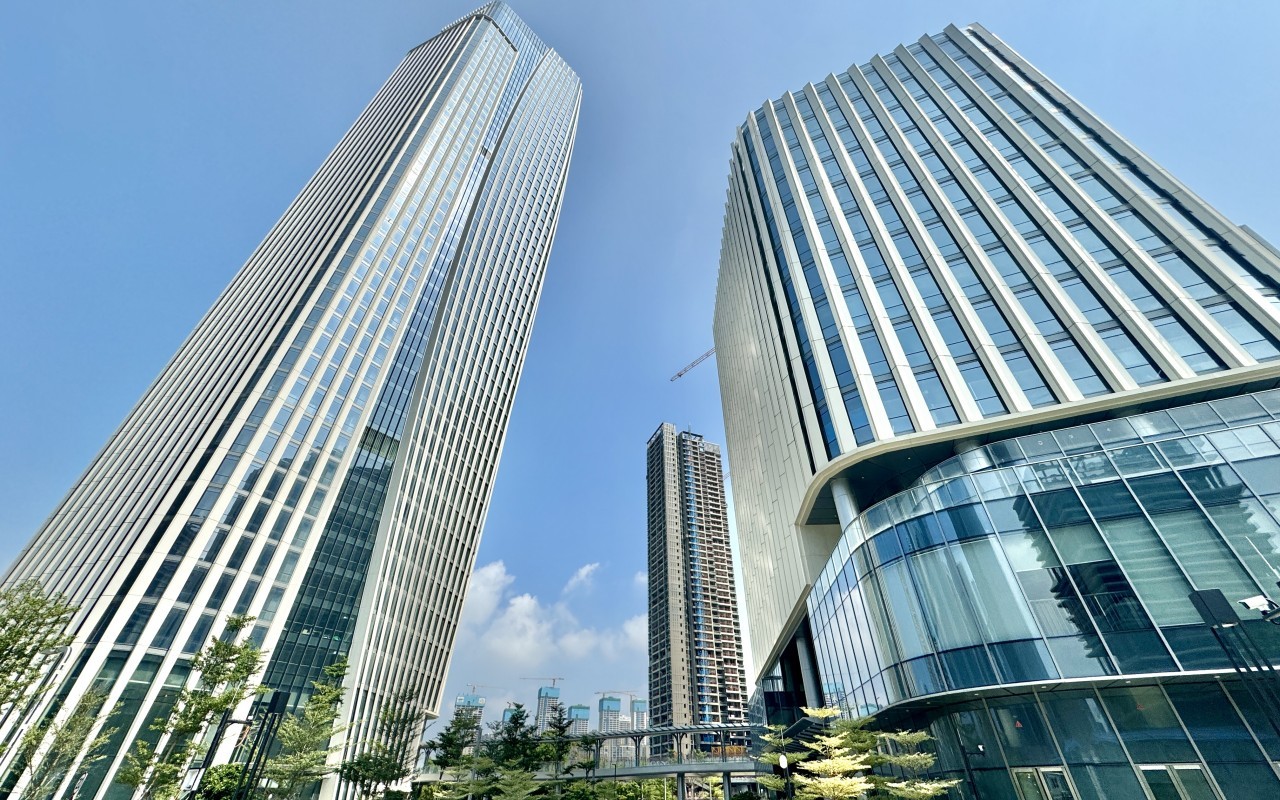中国国有资本风投大厦实景图