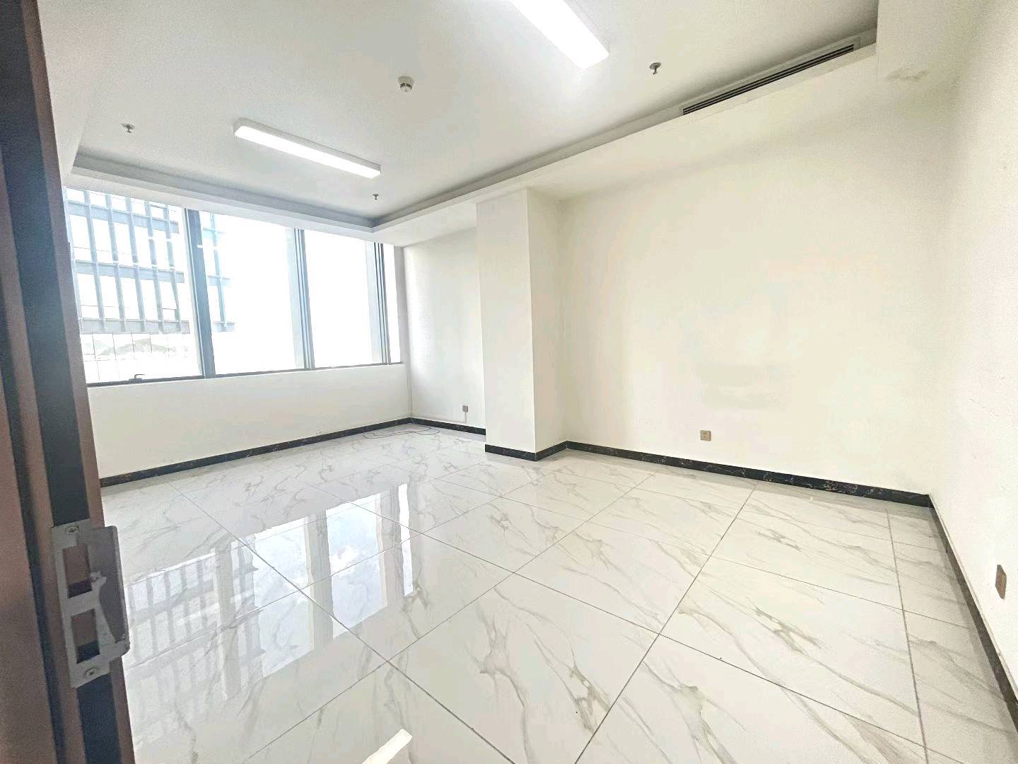 创维创新谷 353㎡ 精装 中层办公室出租