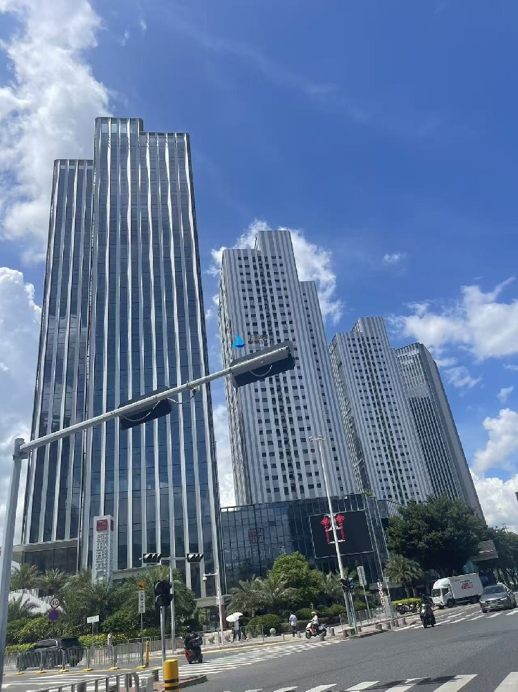 宝安准现楼整栋出售,付款后即可领取红本证,可做酒店实景图