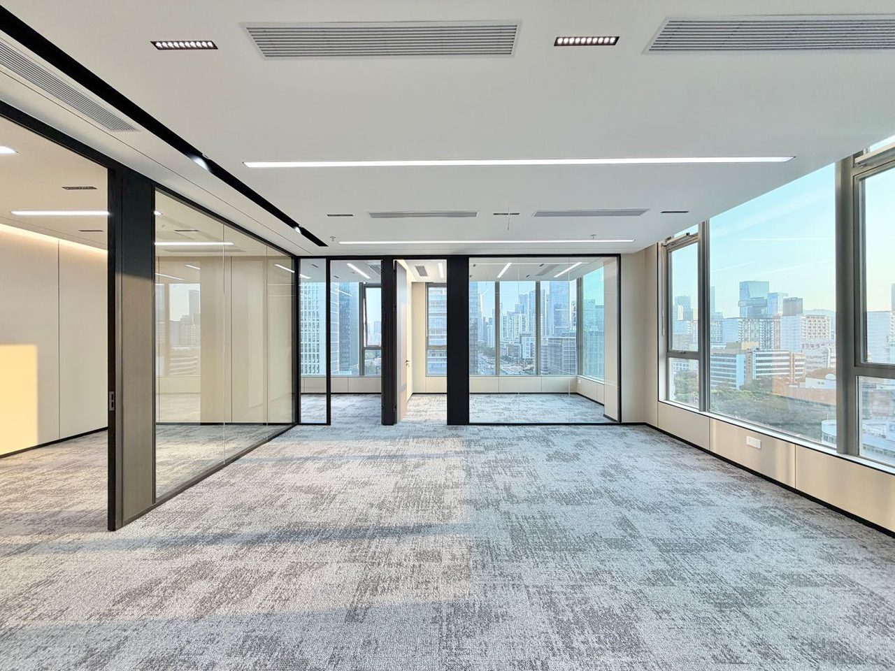 147㎡豪装办公室 远望谷大厦·近粤海门站·中层实景图