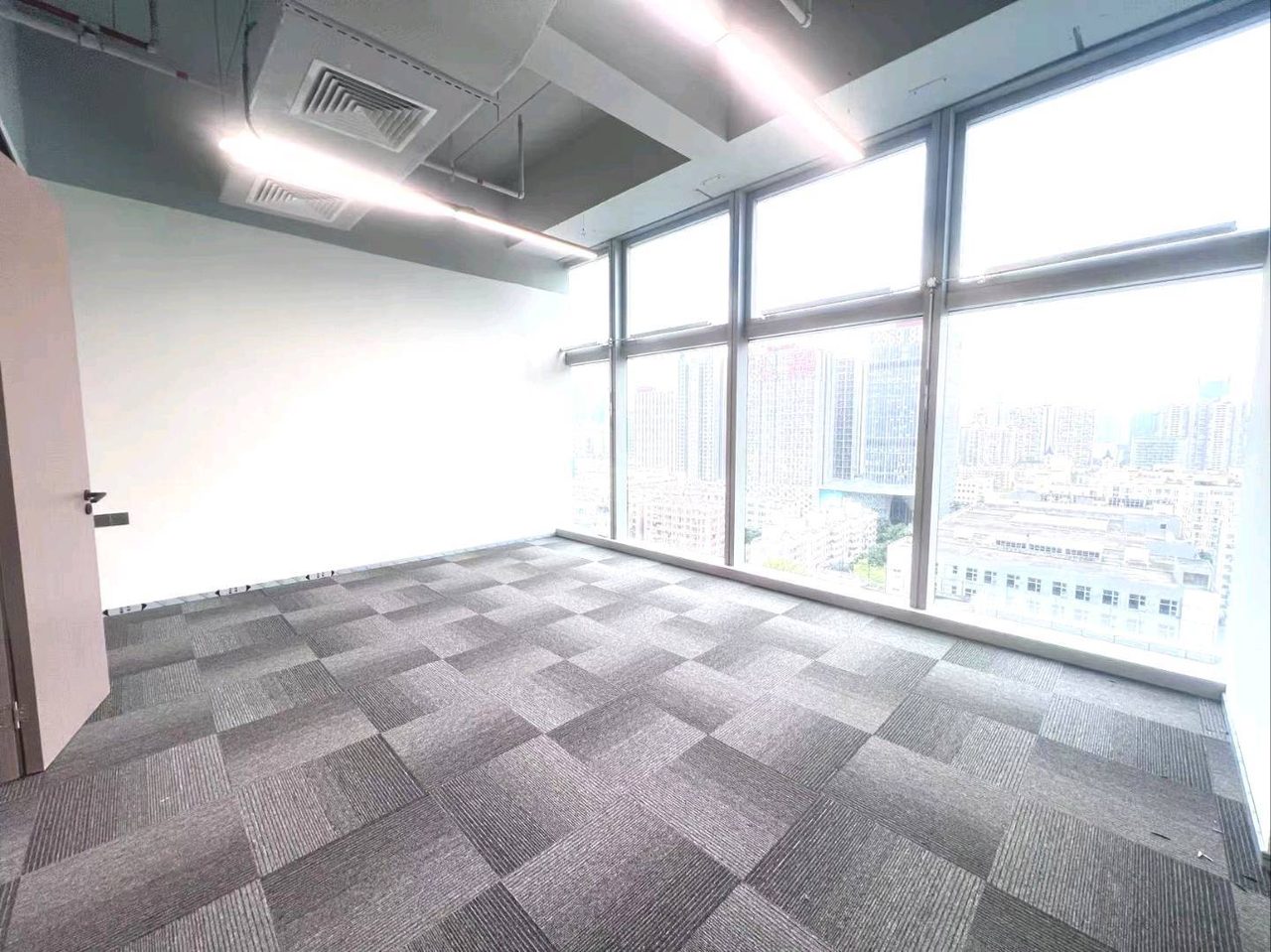 573㎡精装办公室 唐商科技大厦·近桃园站·中层