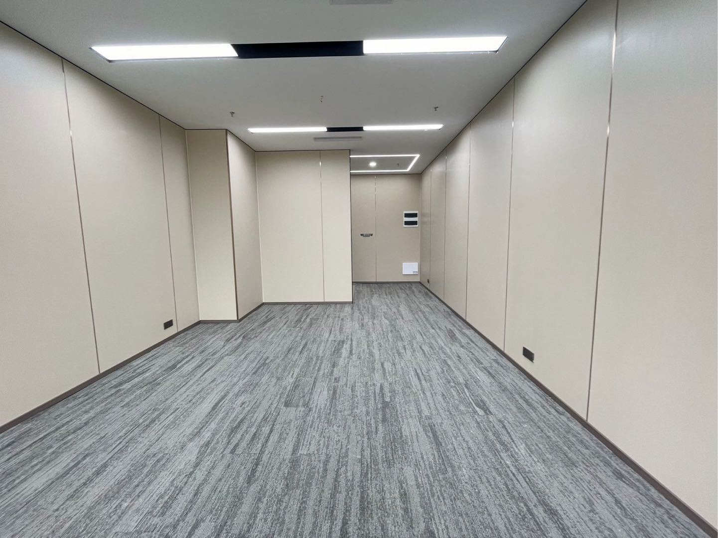 智慧广场 200㎡ 豪装 中层办公室出租