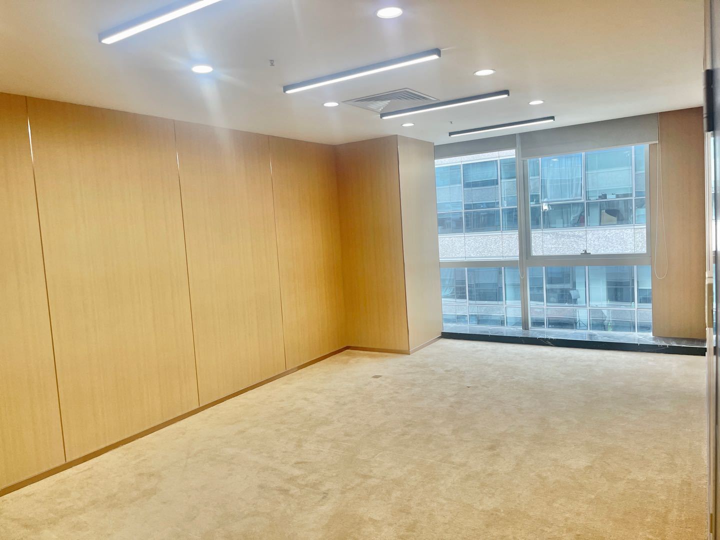 大冲商务中心 176.3㎡ 精装 高层办公室出租