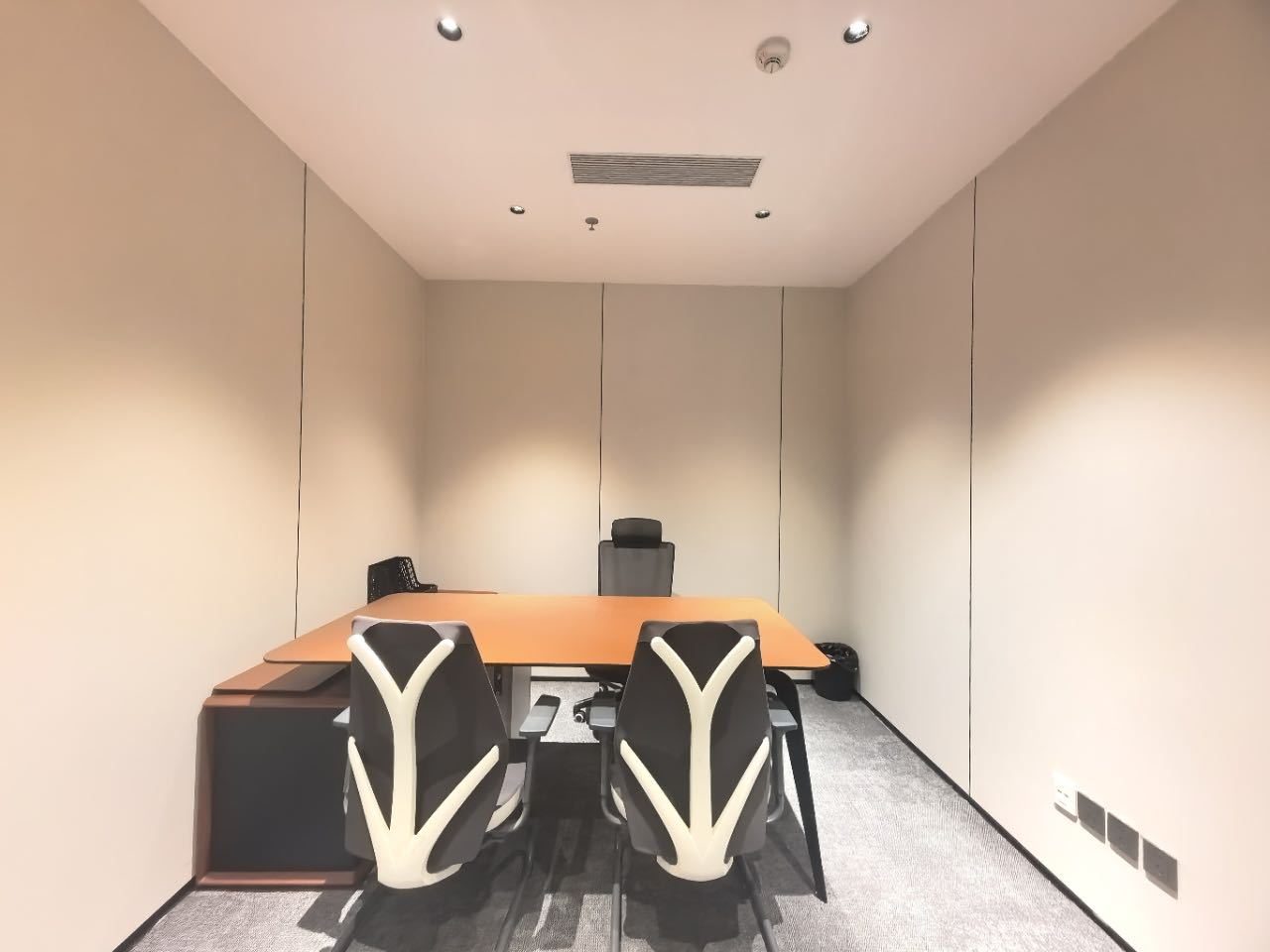 314㎡豪装办公室 科兴科学园·近高新中站·中层