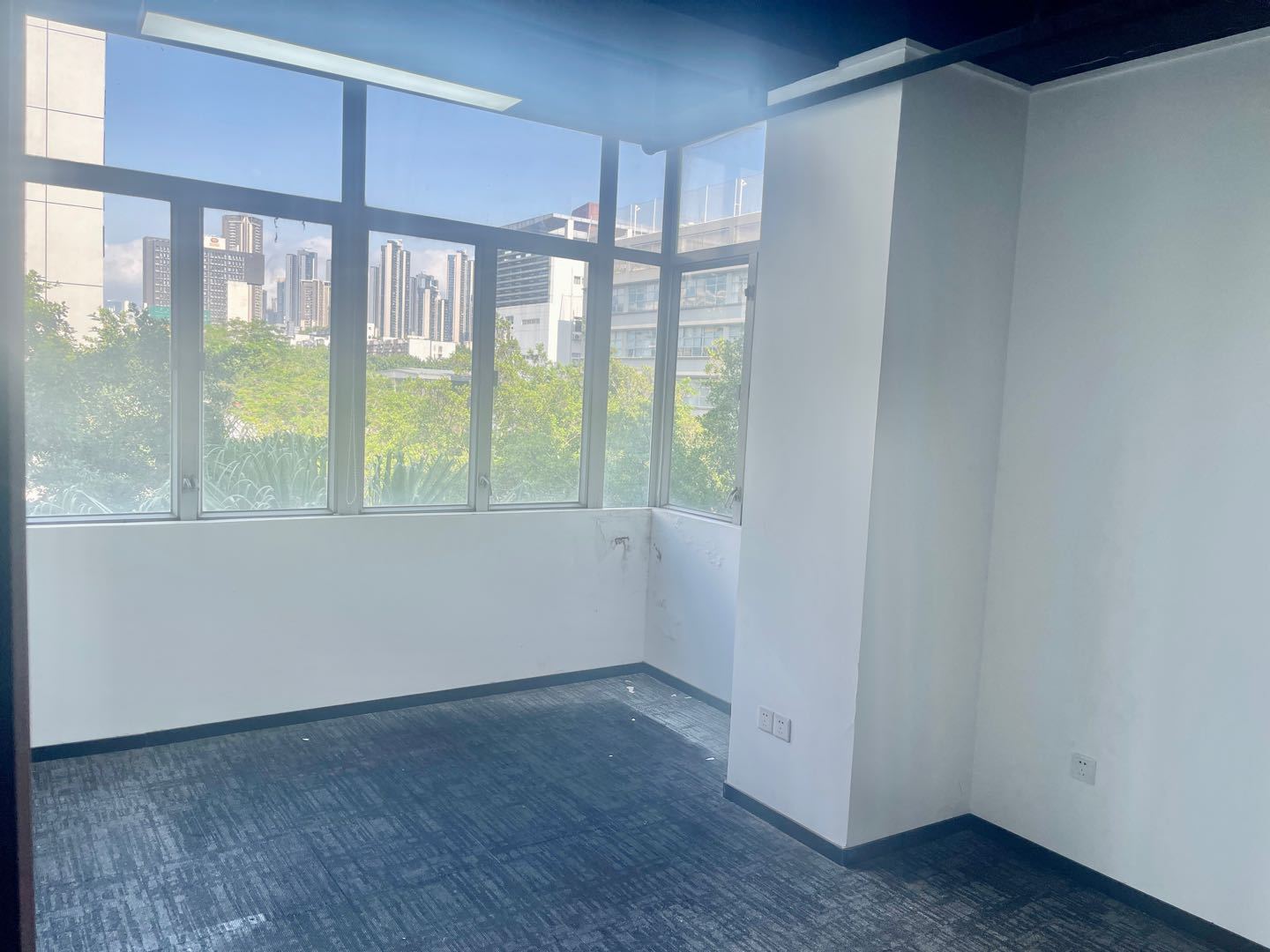 长园新材料港 130㎡ 精装 低层办公室出租