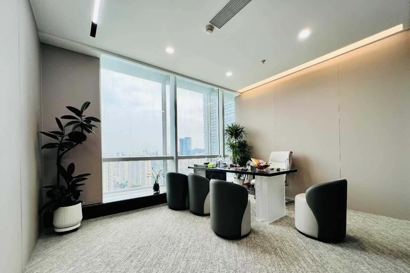 中洲控股中心-B座 268㎡ 精装 中楼层办公室出租