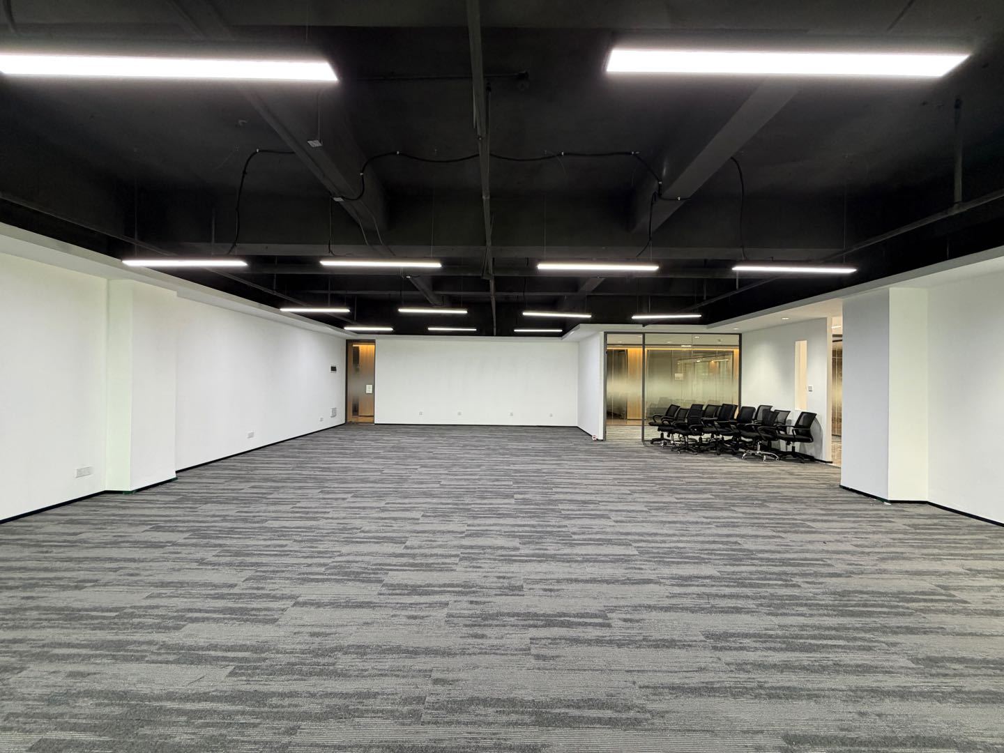 高新技术产业园(虚拟大学园) 300㎡ 精装 高层办公室出租