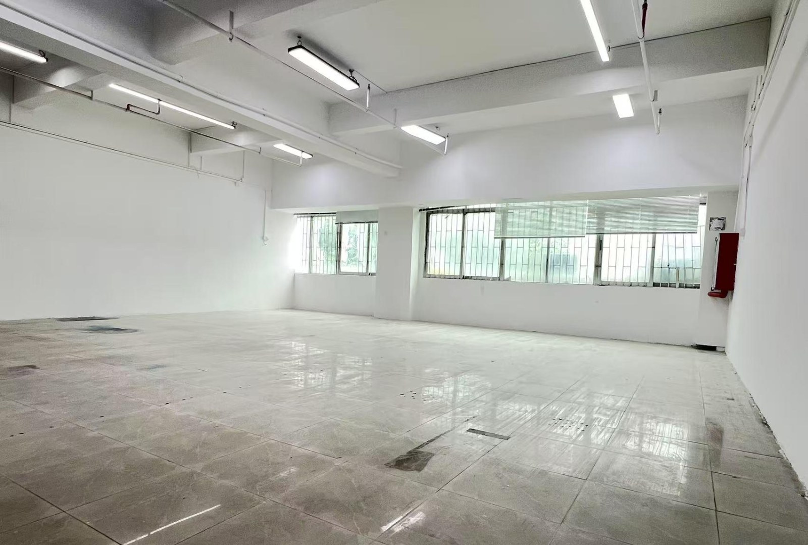 八卦岭工业区 255㎡ 精装 低楼层办公室出租