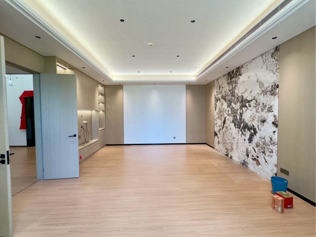 中科纳能大厦220㎡豪装办公室出租,低层北向采光好