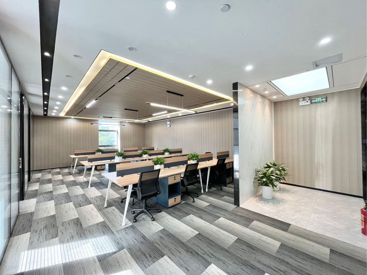 南山区科技园写字楼出租 北科大厦 340㎡精装实景图