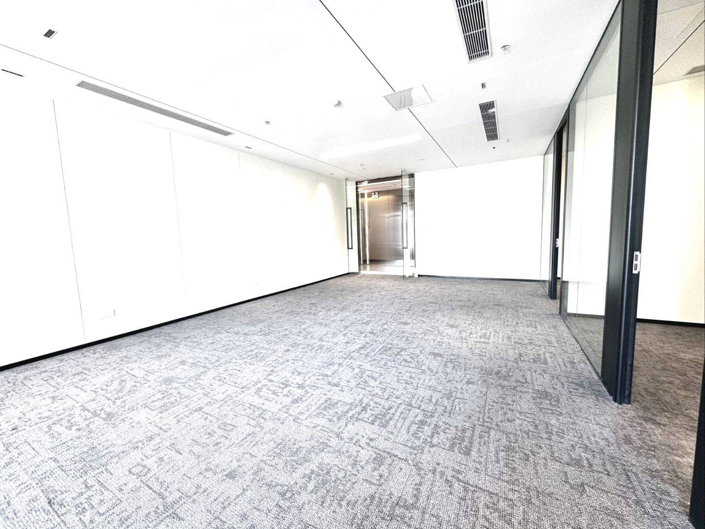 三一云都 288㎡ 精装 中层办公室出租