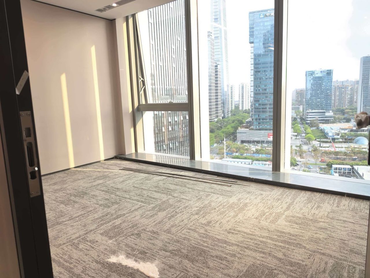 南山区后海写字楼出租 海信南方大厦 125㎡豪装