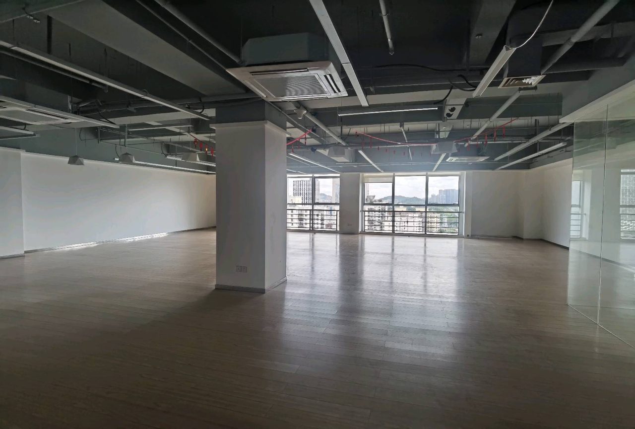 研祥科技大厦637㎡豪装办公室出租,高层北向采光好实景图