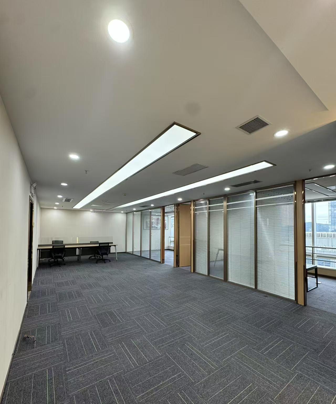 财富大厦 191.15㎡ 精装 高楼层办公室出租