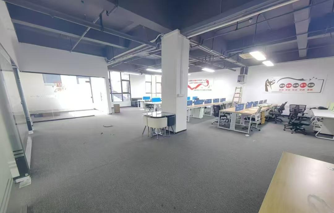 一方天地互联网产业园 398㎡ 精装 低楼层办公室出租