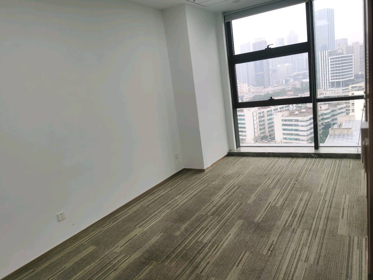 南山区科技园写字楼出租 阳光粤海大厦 129㎡精装