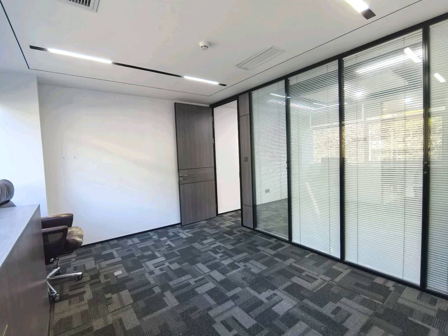 深圳软件园 132㎡ 精装 中层办公室出租
