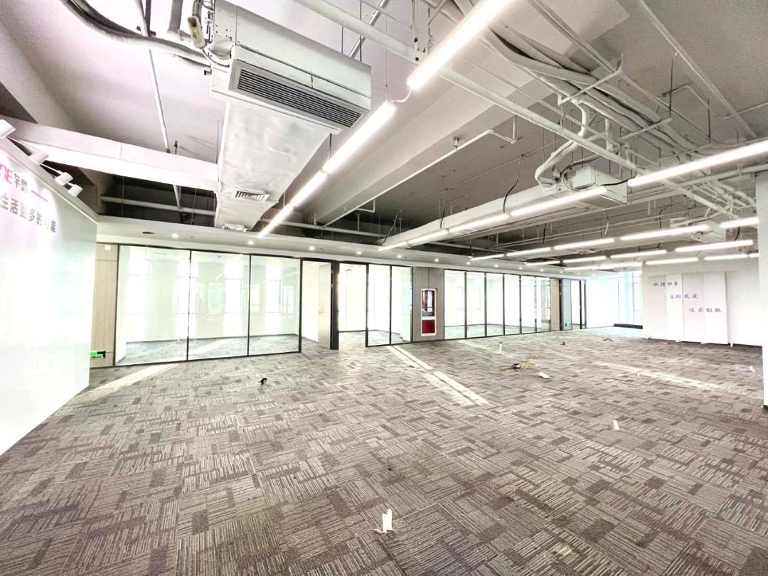 深圳市软件产业基地写字楼980㎡精装户型·中层四面采光向出租