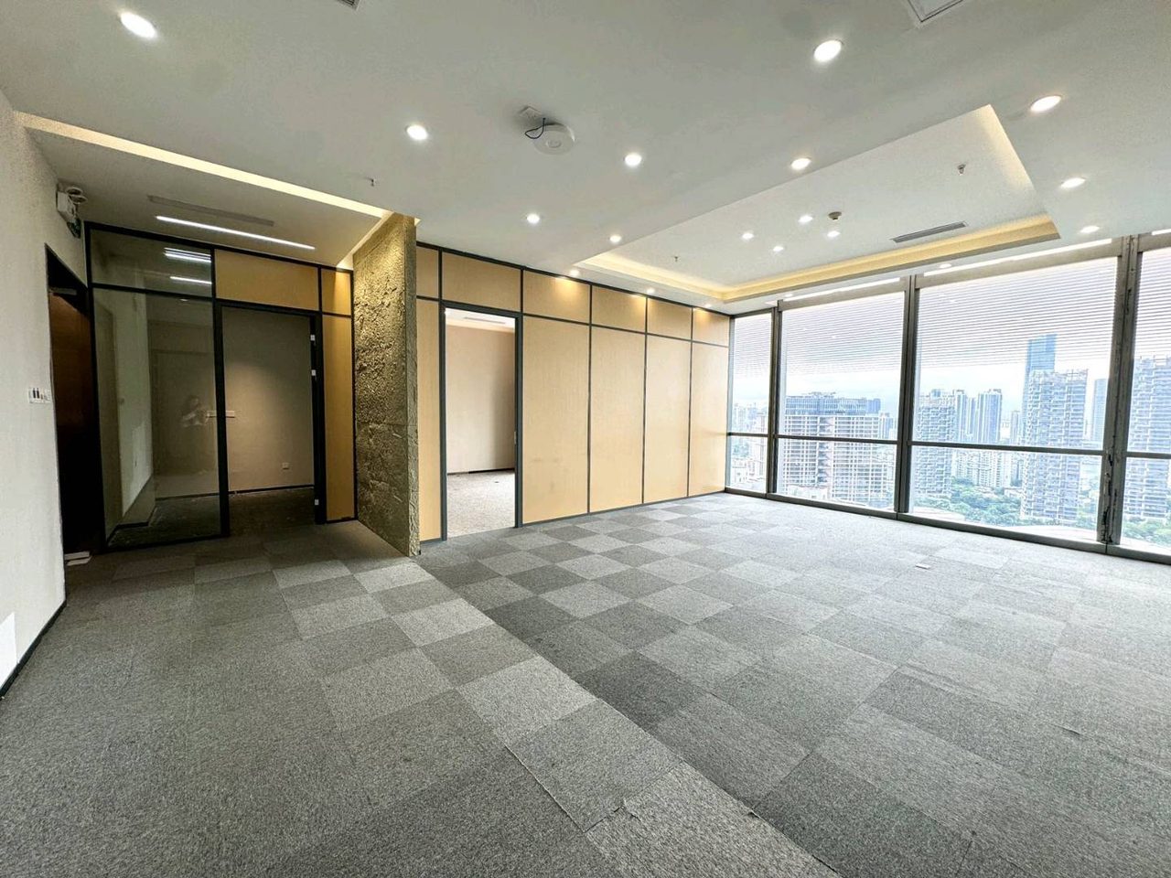 南山区蛇口 太子广场150㎡精装办公间中层出租