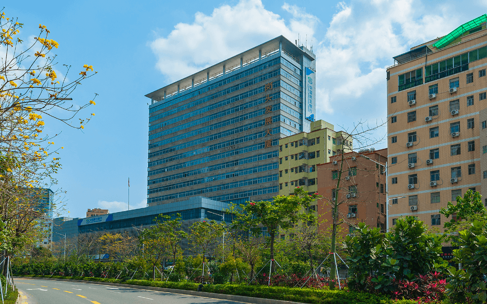 岗头发展大厦实景图