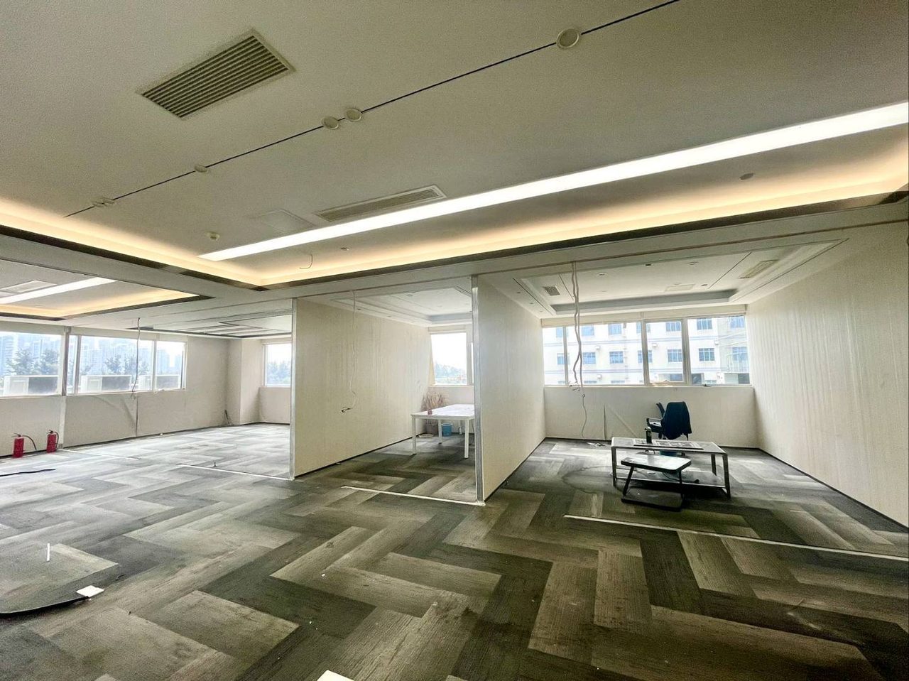 南山区科技园写字楼出租 中电照明 489㎡豪装