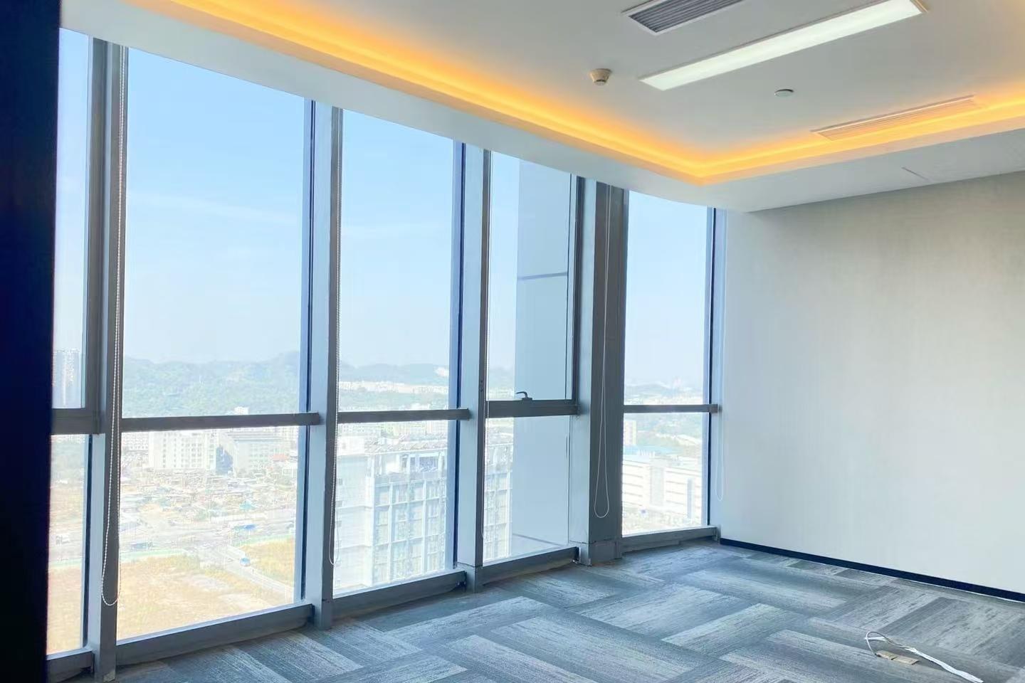 万国城 486㎡ 精装 低楼层办公室出租