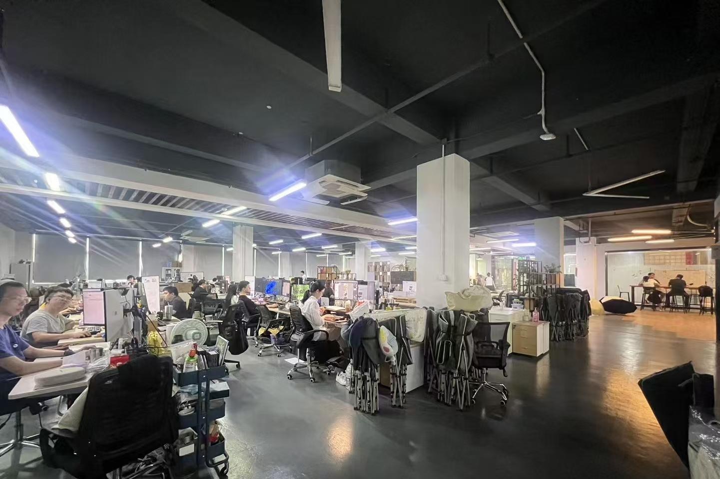 八卦岭工业区 1500㎡ 精装 低楼层办公室出租实景图