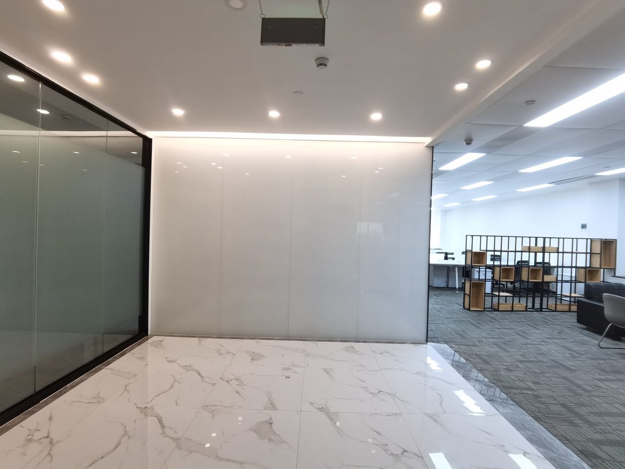 南山区科技园写字楼出租 源政创业大厦 335㎡豪装实景图