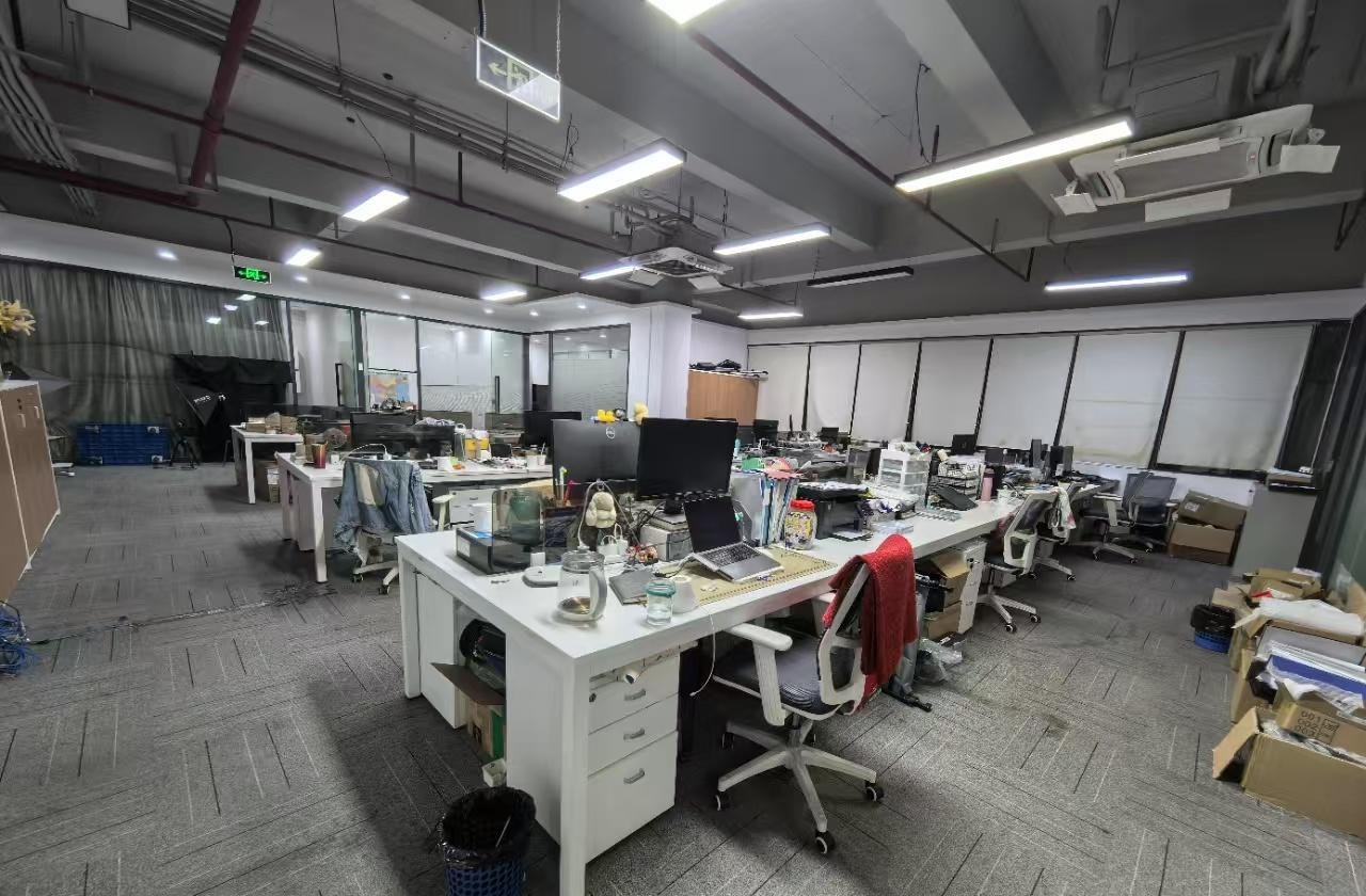 中粮商务公园 513㎡ 精装 中楼层办公室出租实景图