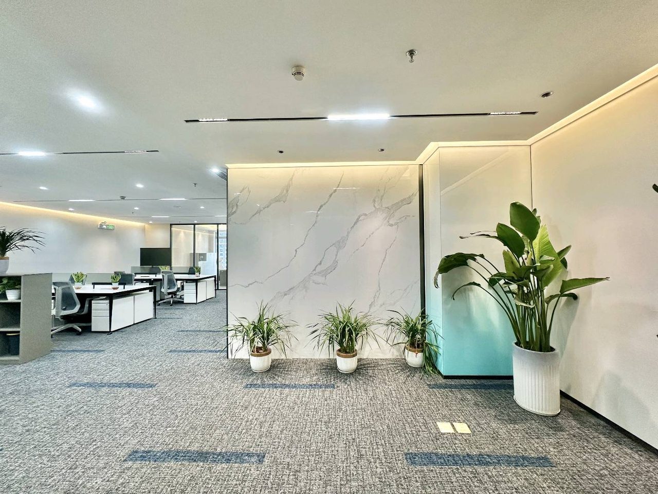 348㎡精装办公室 豪威科技大厦·近高新南站·中层实景图
