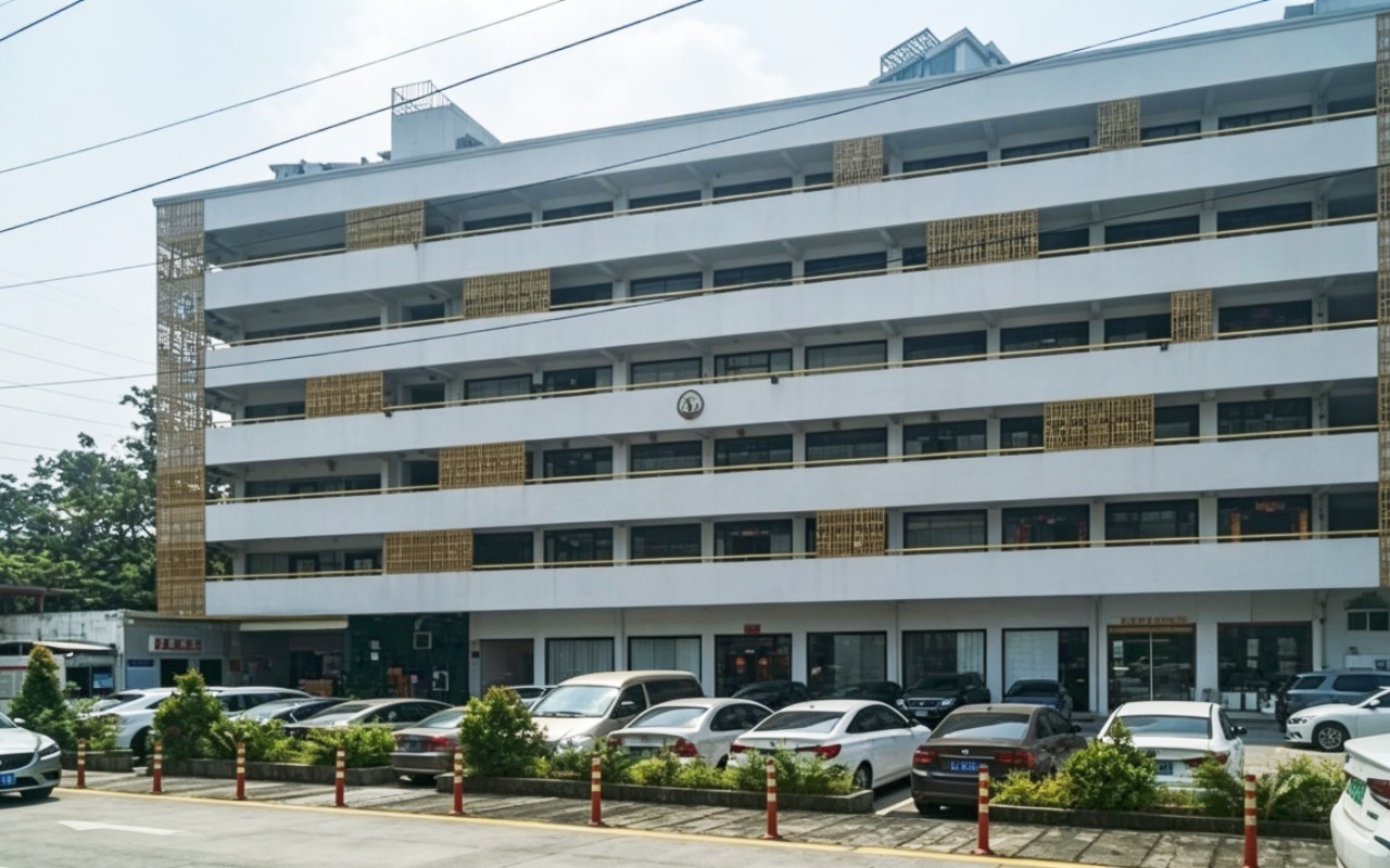 源创园伍号商务大厦实景图