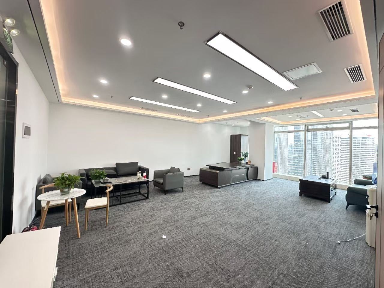 卓越世纪中心 598㎡ 精装 高层办公室出租