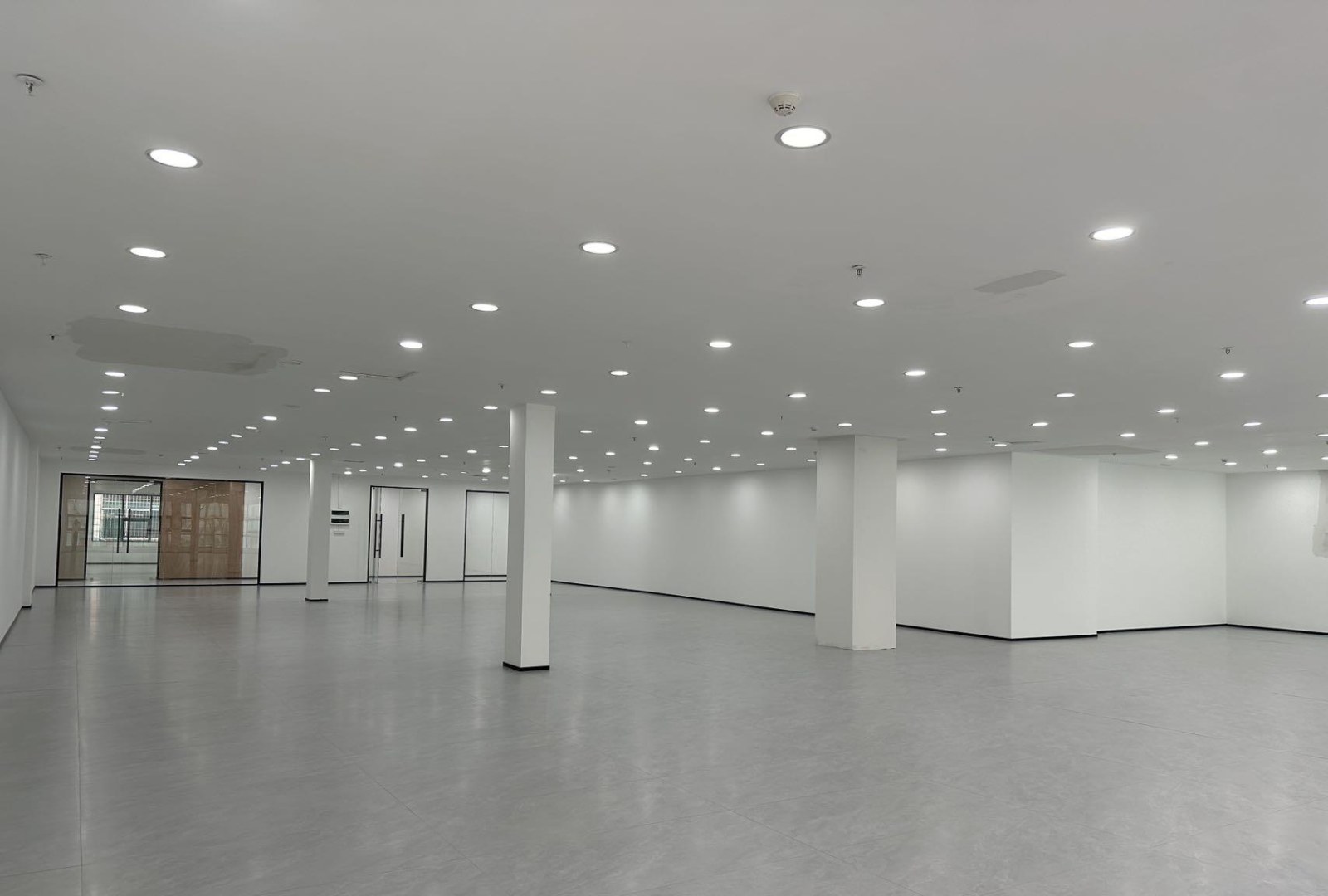ICC.美好 1400㎡ 精装 高楼层办公室出租