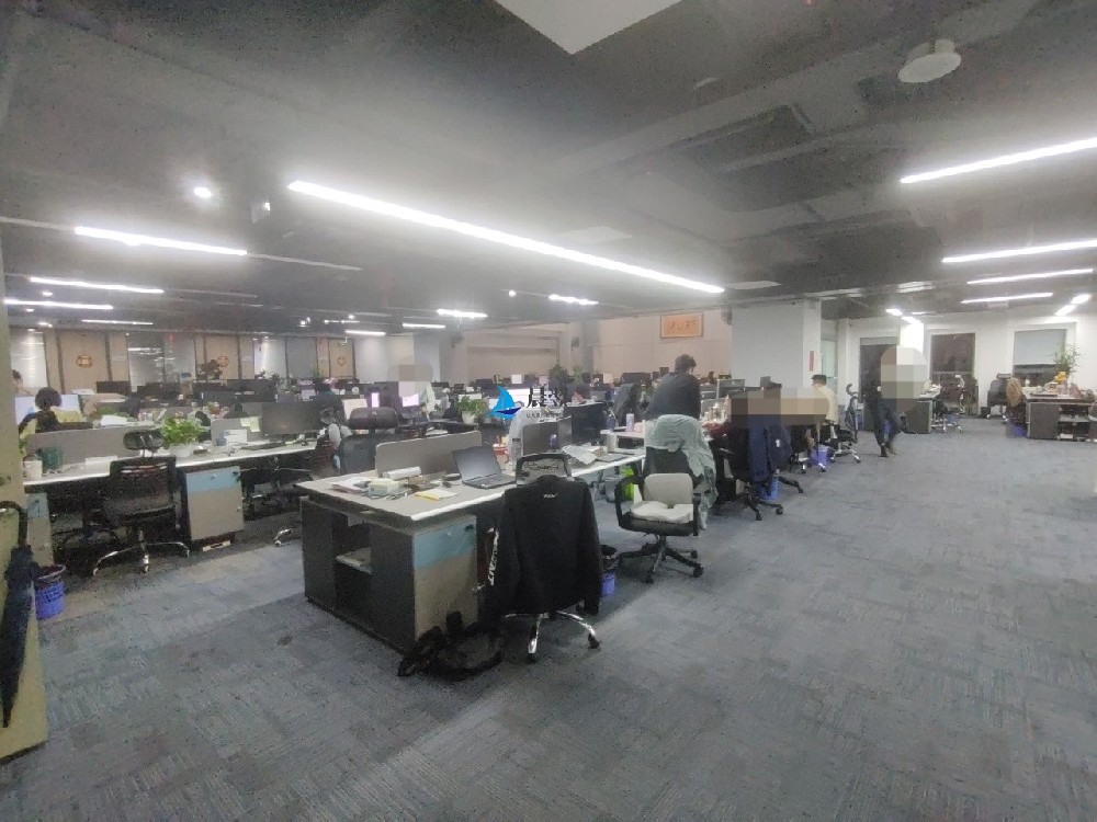 【凯达尔大厦2580㎡整层出租】免租期3个月 60元/㎡ 16房+140卡位实景图