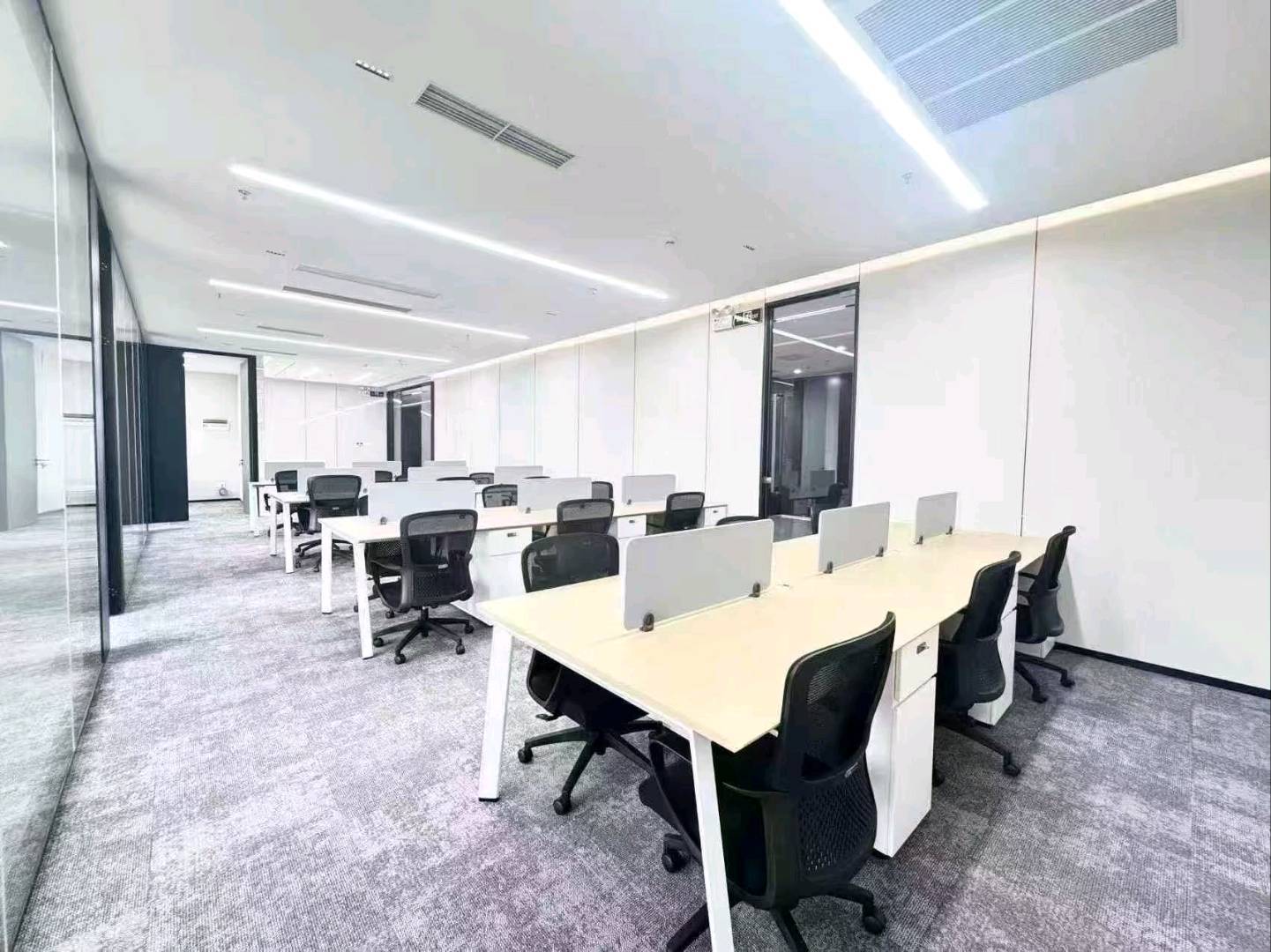 光峰科技大厦 351㎡ 精装 中层办公室出租
