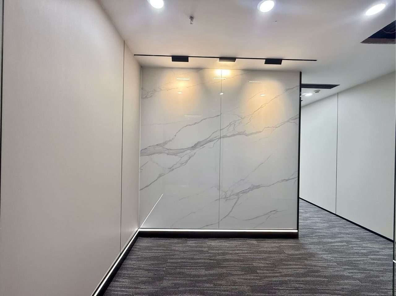 深圳湾科技生态园写字楼118㎡精装户型·高层南向出租