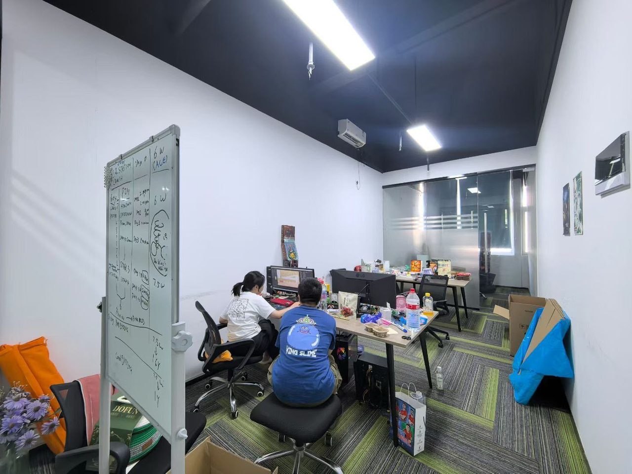 园西工业区写字楼75㎡精装户型·低层南向出租实景图