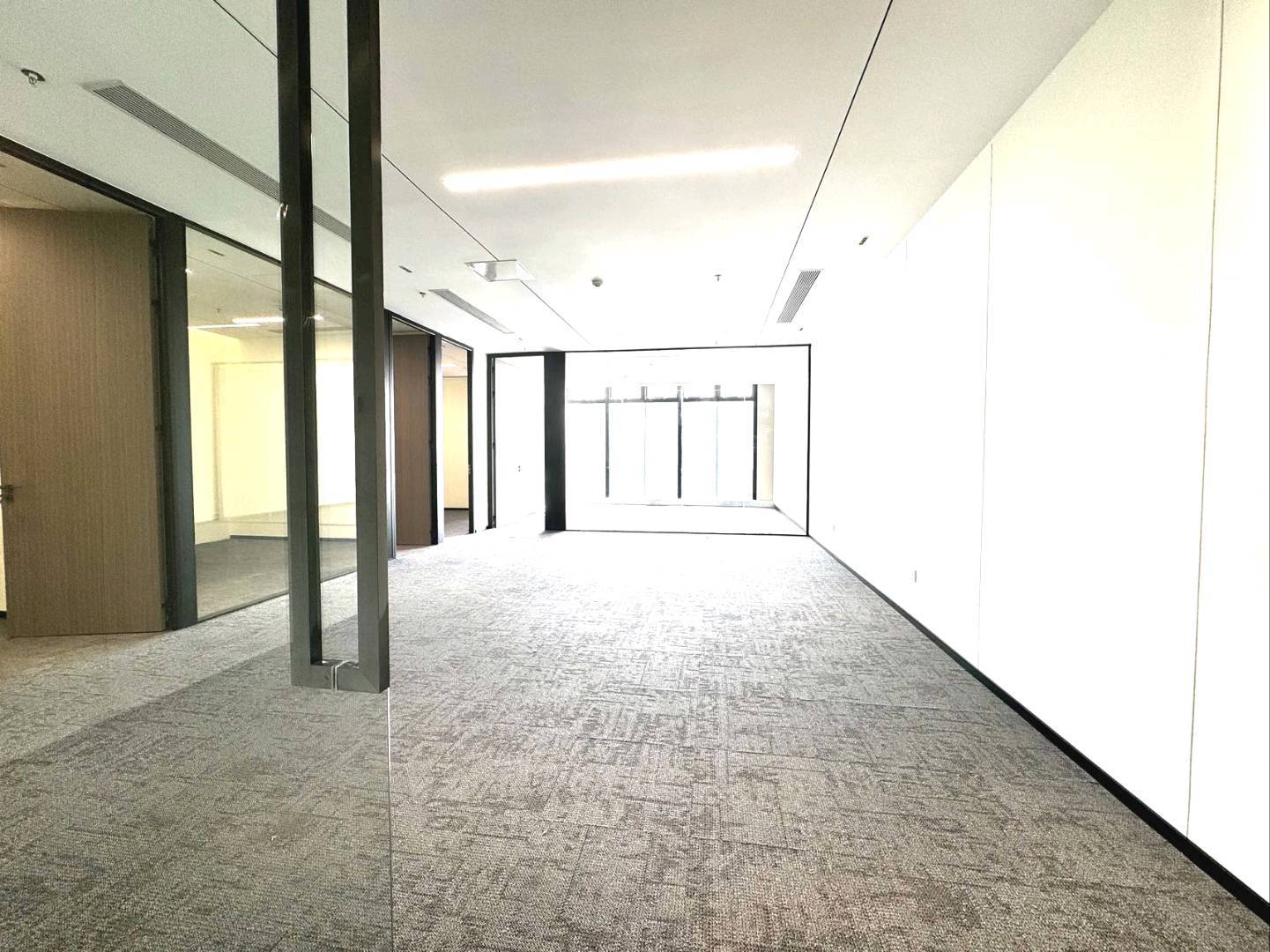 三一云都 288㎡ 精装 中层办公室出租