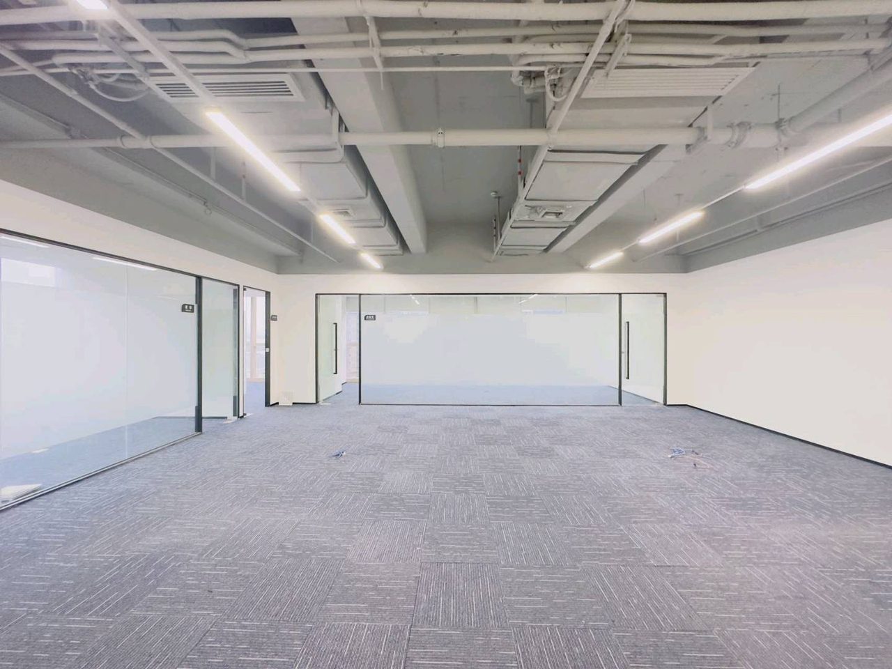 南山区科技园 创维半导体设计大厦363㎡精装办公间高层出租