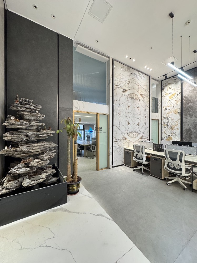【方大城123㎡复式写字楼出租】山景视野 独立水电 19800元/月实景图