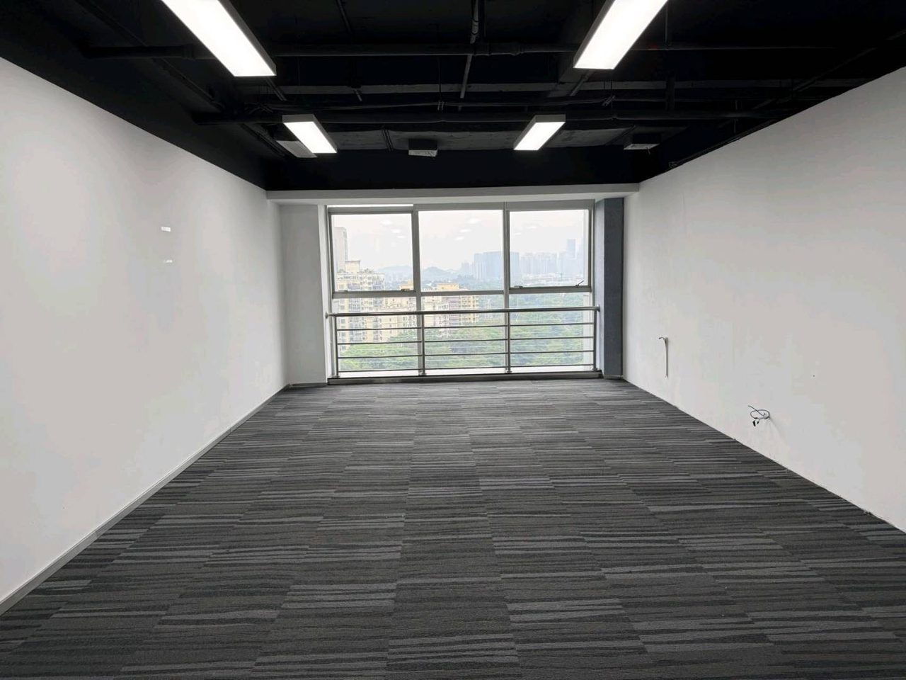 南山区科技园写字楼出租 研祥科技大厦 524㎡精装
