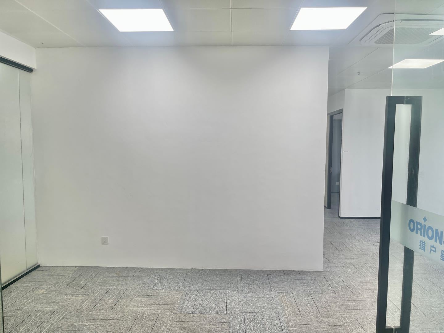 长园新材料港 330㎡ 精装 中层办公室出租