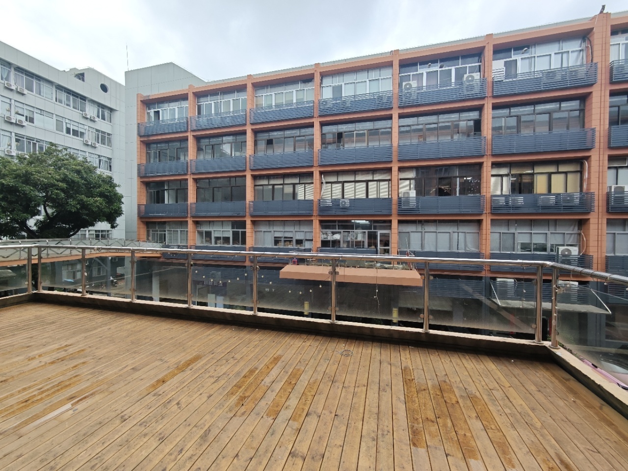 恒润湾区U谷(深港达创客中心)实景图