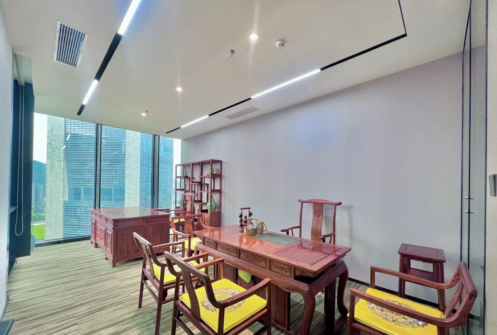 卓越前海壹号Tower2 235㎡ 精装 中楼层办公室出租